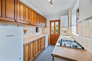 Kitchen- click for photo gallery